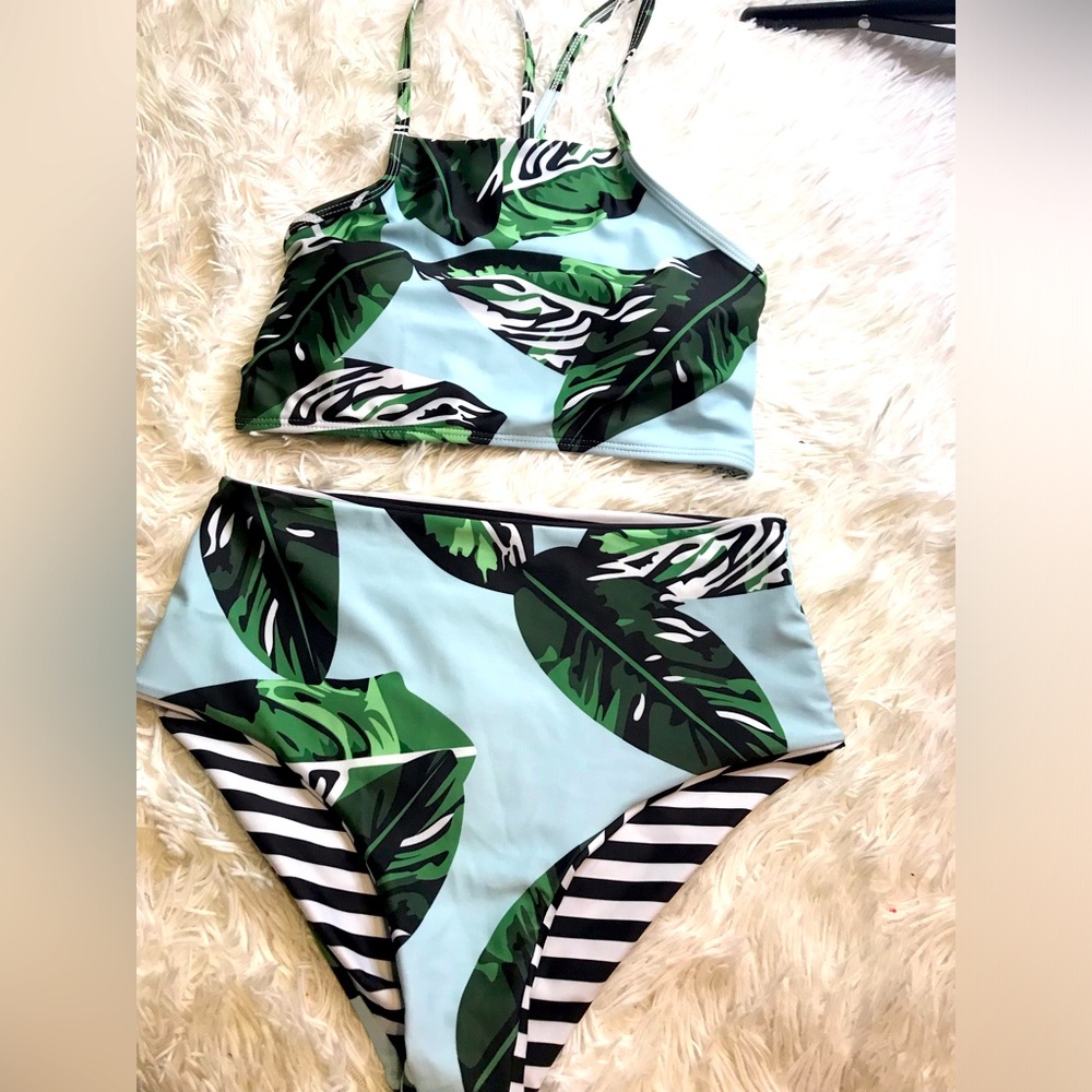 REVERSIBLE HIGH WAIST TWO PIECE BATHING SUIT